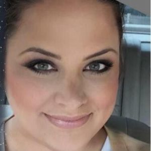 Meet your Posher, Candace